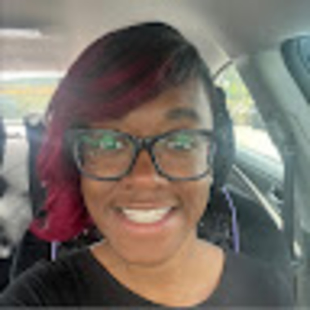 Meet your Posher, Candice: avon